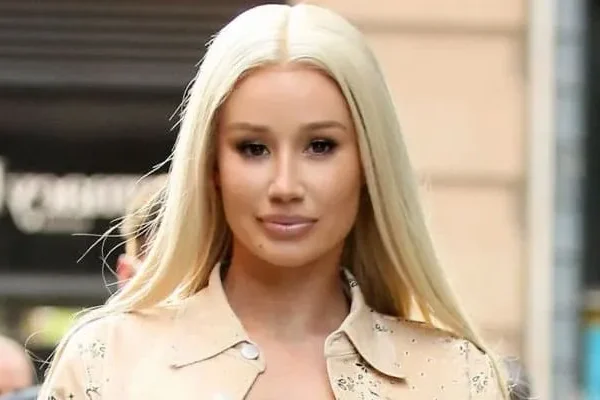 Latest News; Iggy Azalea of Leak