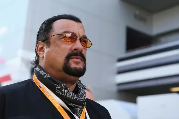 The biography of Steven Seagal