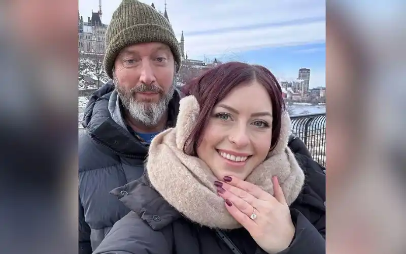 Tom Green and his girlfriend